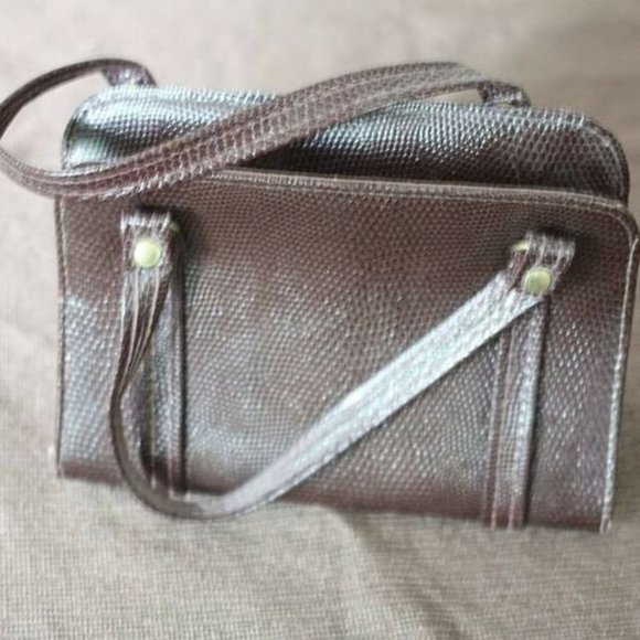 Cute Antique 1940s or 50s Vintage Brown Faux Alligator Purse With Handles - Picture 1 of 3